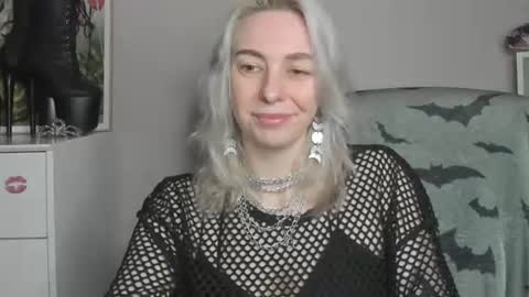Anne online show from 07.10.26