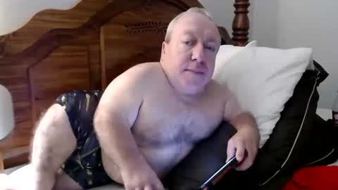 Cute Lil Man online show from 07.04.26