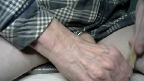 Snapshot of freewillie1234 chatting on 12.09.24 I am a total slave slut. I would like to have multiple owners to use me every day. online show from 12.09.24