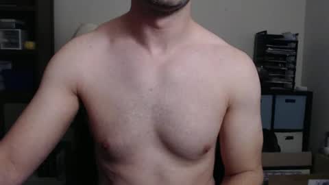 Snapshot of freeyourmind186 chatting on 10.26.25 FreeYourMind online show from 10.26.25