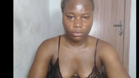 frekkymorelle online show from 10.11.25