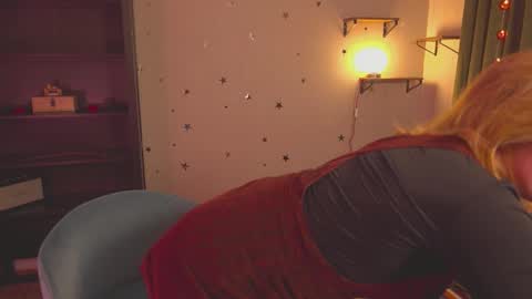 Snapshot of french_devotion chatting on 12.03.24 Louise or Lou 3 online show from 12.03.24