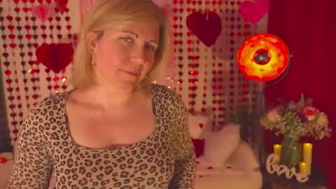 Snapshot of french_devotion chatting on 02.16.25 Louise or Lou 3 online show from 02.16.25