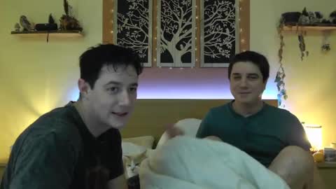 French Horny Bibs online show from 01.18.25