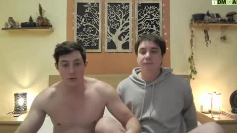 French Horny Bibs online show from 02.09.25