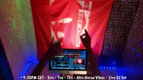 Snapshot of frenchkissdjfk chatting on 10.01.25 frenchkissdjfk online show from 10.01.25