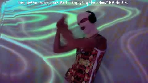 Snapshot of frenchkissdjfk chatting on 10.20.25 frenchkissdjfk online show from 10.20.25