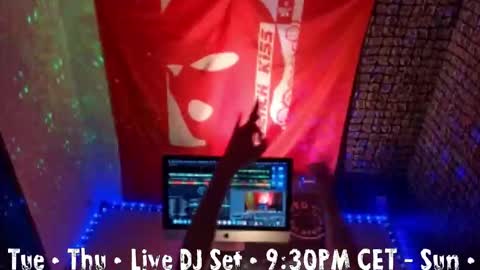 Snapshot of frenchkissdjfk chatting on 11.06.25 frenchkissdjfk online show from 11.06.25