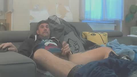 Snapshot of frenchpapalover chatting on 01.23.25 frenchpapalover online show from 01.23.25