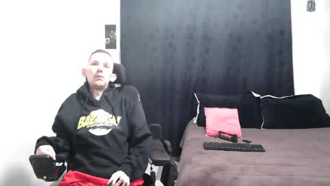 Snapshot of frenchroulette chatting on 01.01.25 Thomas y Sophia online show from 01.01.25