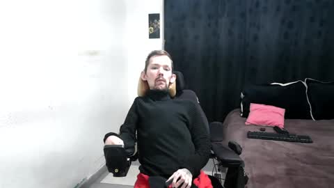 Snapshot of frenchroulette chatting on 03.01.25 Thomas y Sophia online show from 03.01.25