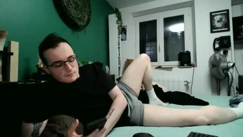 Snapshot of frenchyian chatting on 02.25.26 Ian online show from 02.25.26