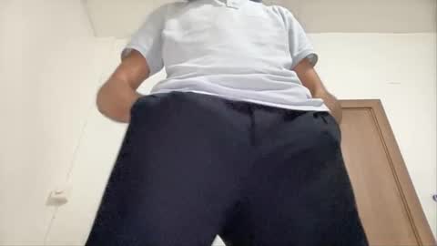 freshman  imonyou98 online show from 11.11.25