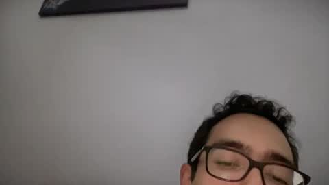 freshman  imonyou98 online show from 11.26.25