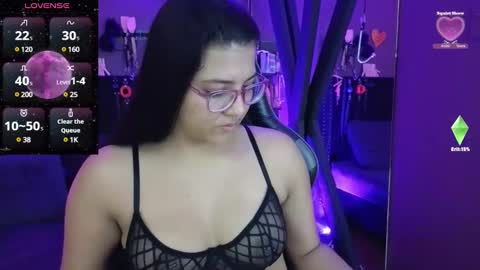 Snapshot of freya_aspen chatting on 02.23.25 online show from 02.23.25