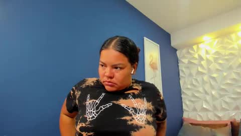 Freya online show from 10.17.25