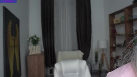 Freya online show from 04.11.26