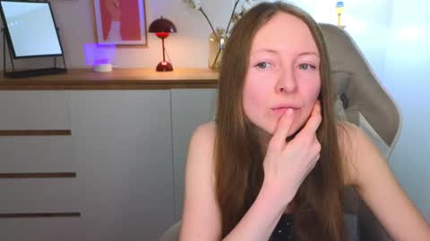 Freya online show from 12.10.24