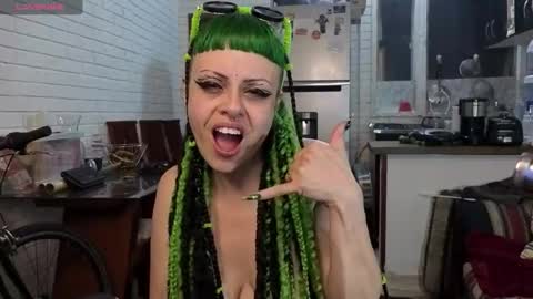 freyaa_sorceress online show from 10.10.25