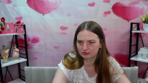 Snapshot of freyadak chatting on 04.08.26 FreyaDak online show from 04.08.26