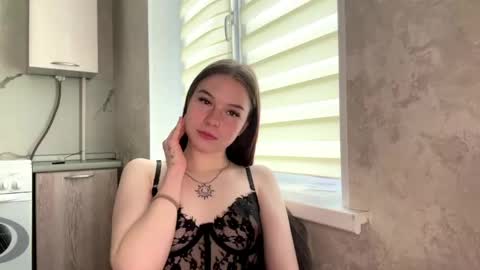 Snapshot of freyagray chatting on 06.02.26 freyagray online show from 06.02.26