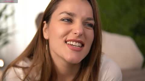 Snapshot of freyaheart chatting on 10.15.25 freyaheart online show from 10.15.25