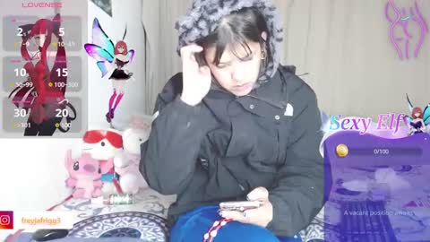 Snapshot of freyjagoddes34 chatting on 02.26.25 goddesfreyja34 online show from 02.26.25