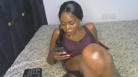 Snapshot of frianmak chatting on 12.08.24 Frian online show from 12.08.24