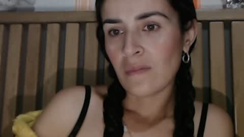 Snapshot of frida__x chatting on 12.29.24 Frida online show from 12.29.24
