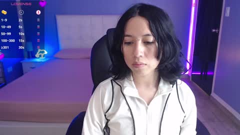 frida_lassi_ online show from 01.17.25