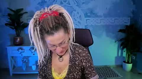 Frida Tander online show from 01.08.26