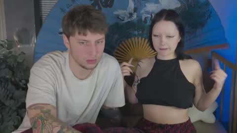 Snapshot of friend_zone_ chatting on 02.28.26 friend_zone_ online show from 02.28.26