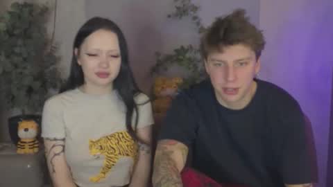 Snapshot of friend_zone_ chatting on 03.12.26 friend_zone_ online show from 03.12.26