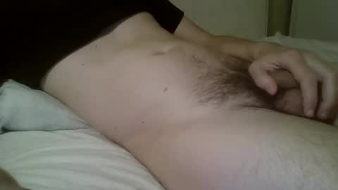 Snapshot of friendly_frank_18 chatting on 02.15.25 friendly_frank_18 online show from 02.15.25