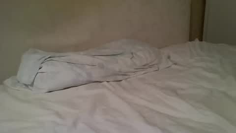 Snapshot of friendly_frank_18 chatting on 02.16.25 friendly_frank_18 online show from 02.16.25