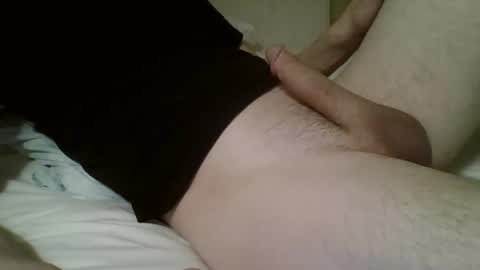 Snapshot of friendly_frank_18 chatting on 02.26.25 friendly_frank_18 online show from 02.26.25