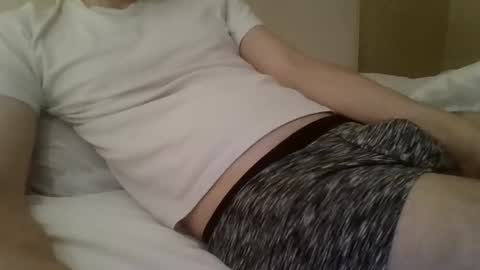 Snapshot of friendly_frank_18 chatting on 10.03.25 friendly_frank_18 online show from 10.03.25