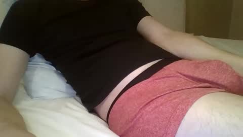 Snapshot of friendly_frank_18 chatting on 11.15.25 friendly_frank_18 online show from 11.15.25