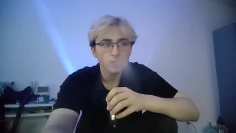 frill1 online show from 03.01.26