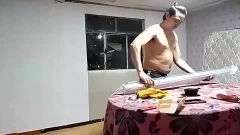 Snapshot of frizzy_girl chatting on 12.12.24 Frizzy girl online show from 12.12.24