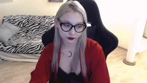 Snapshot of fromsun_forsoul chatting on 12.06.24 Lilith online show from 12.06.24