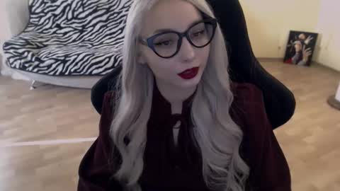 Snapshot of fromsun_forsoul chatting on 09.16.25 Lilith online show from 09.16.25