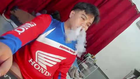 Snapshot of frostbite_69 chatting on 11.04.25 GABBY online show from 11.04.25