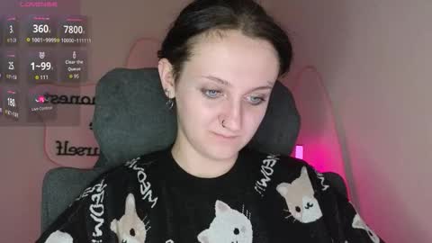 Snapshot of frosty_blueberries4 chatting on 10.21.25 ANA online show from 10.21.25