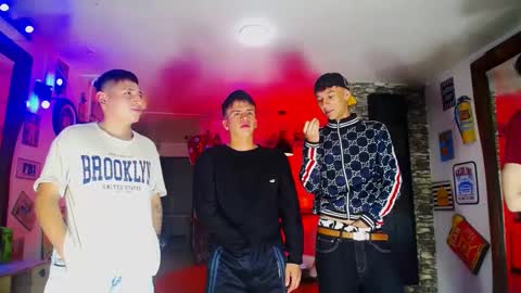 THOMAS AND DAMIAND online show from 01.11.25