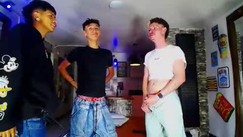 THOMAS AND DAMIAND online show from 01.21.25