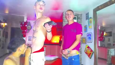 THOMAS AND DAMIAND online show from 02.08.25