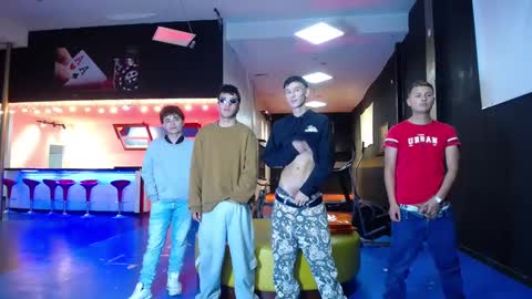 THOMAS AND DAMIAND online show from 02.26.25