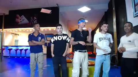 THOMAS AND DAMIAND online show from 03.08.25