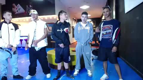 THOMAS AND DAMIAND online show from 03.11.25